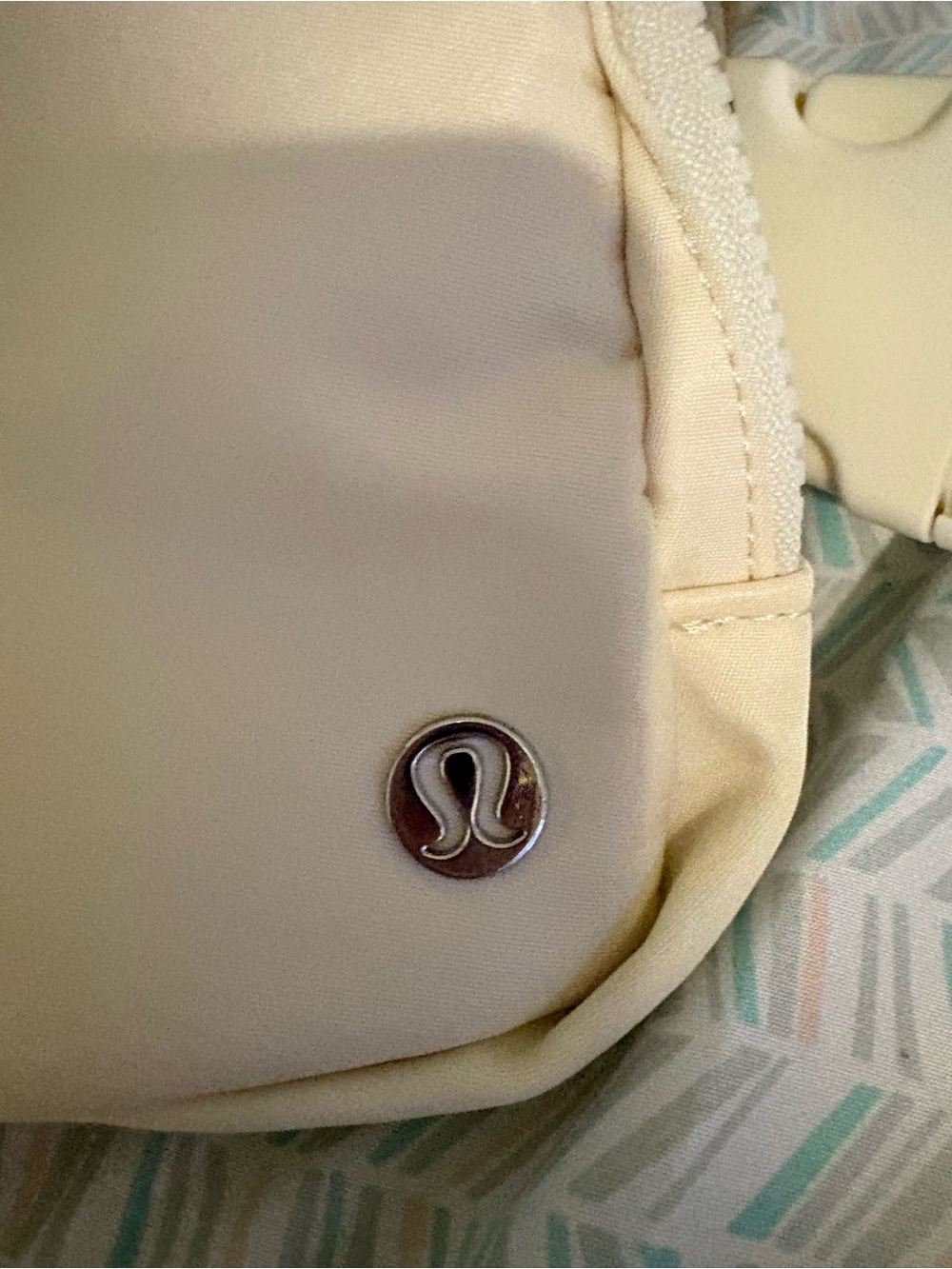 lululemon athletica Cream Belt Bag NWOT - Picture 2 of 6